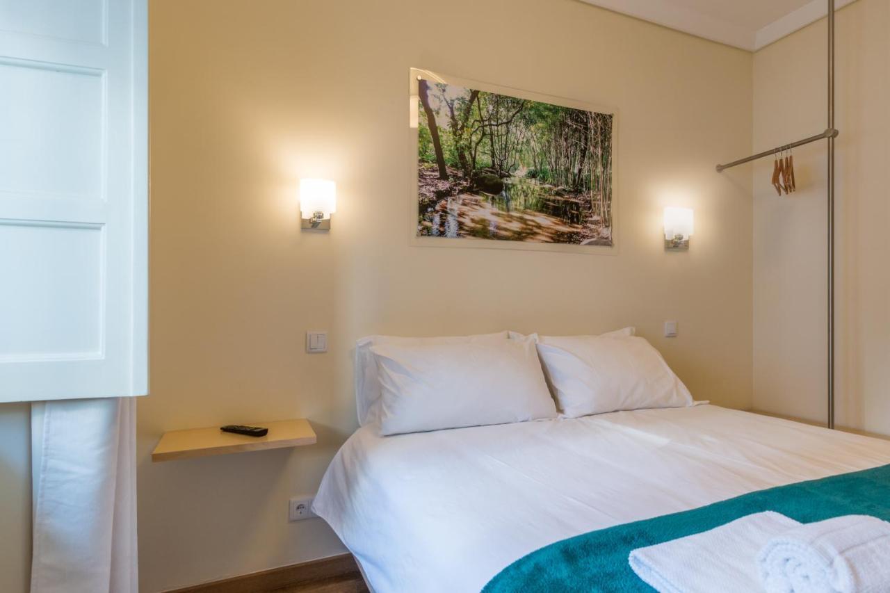 Lejlighed Portucale ! 3 Bedroom With Private Terrace Lisboa
